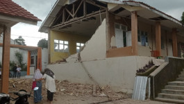 Berbagai kerusakan yang ditimbulkan akibat gempa di Cianajur. Foto: BNPB